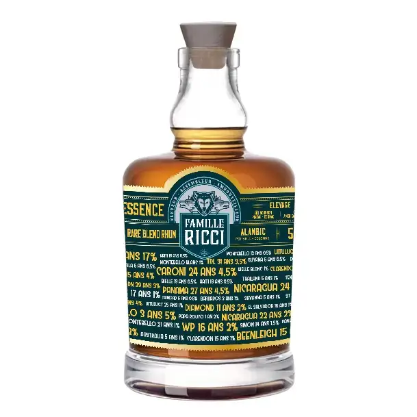 Image of the front of the bottle of the rumQuintessence 2022