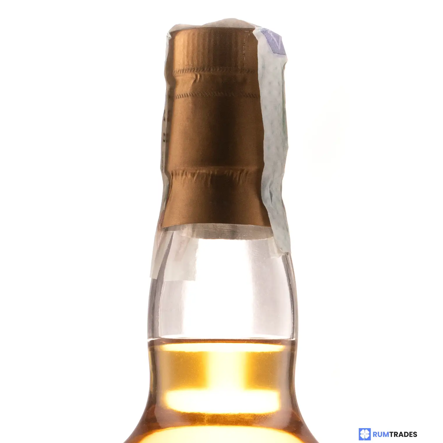 High resolution image of Moon Import Clarendon Jamaica Rum 2002