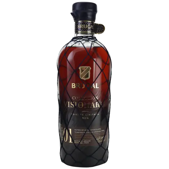 Image of the front of the bottle of the rum Coleccion Visionaria