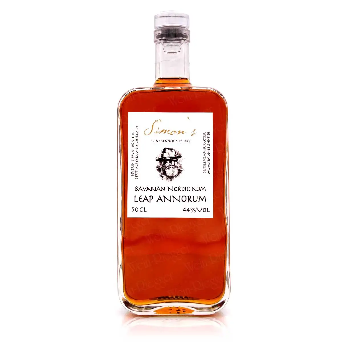 Bottle of Simon‘s Bavarian Nordic Rum Leap Annorum
